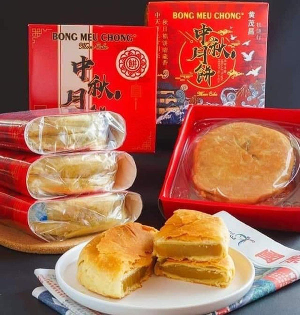 Indonesian Hakka mung bean meringue mooncakes in two sets | Kue Bulan Singkawang (isi 2)